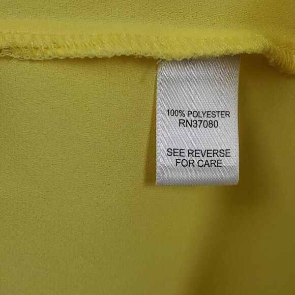 EST. 1946 Women’s Plus 26/28W Yellow Ruffle Bell Sleeve Blouse Top Keyhole Back - Picture 5 of 7